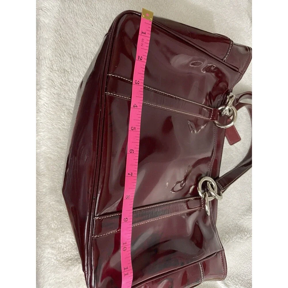 Coach Burgundy Patent Leather Tunrlock Pocket Double Handle Tote Bag READ - Picture 16 of 16